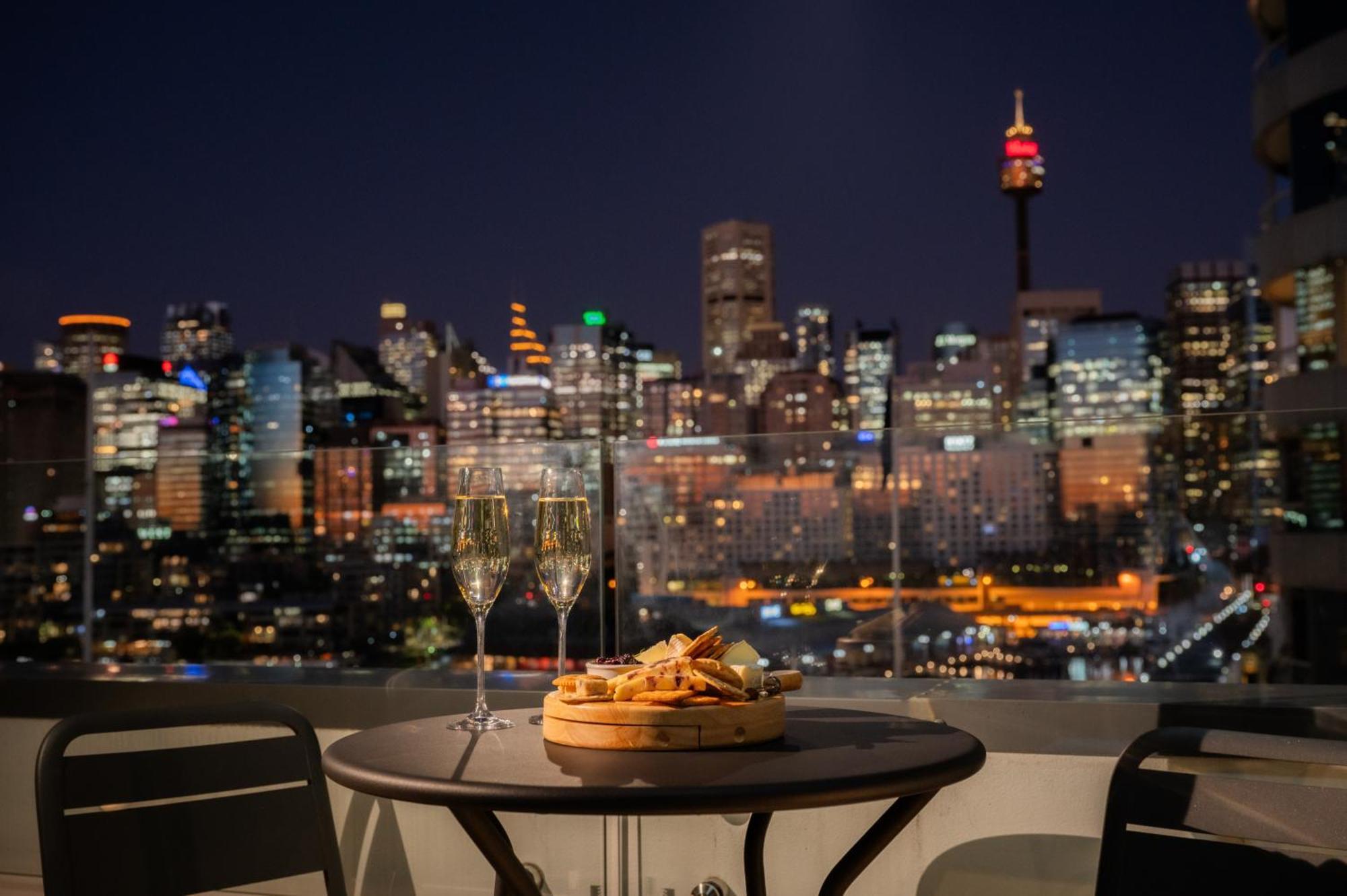 Aiden By Best Western Darling Harbour Sydney Exterior photo